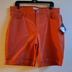 AVVA Womens 16W R Orange Bermuda Stretch Shorts Cuffed Hem New With Tags